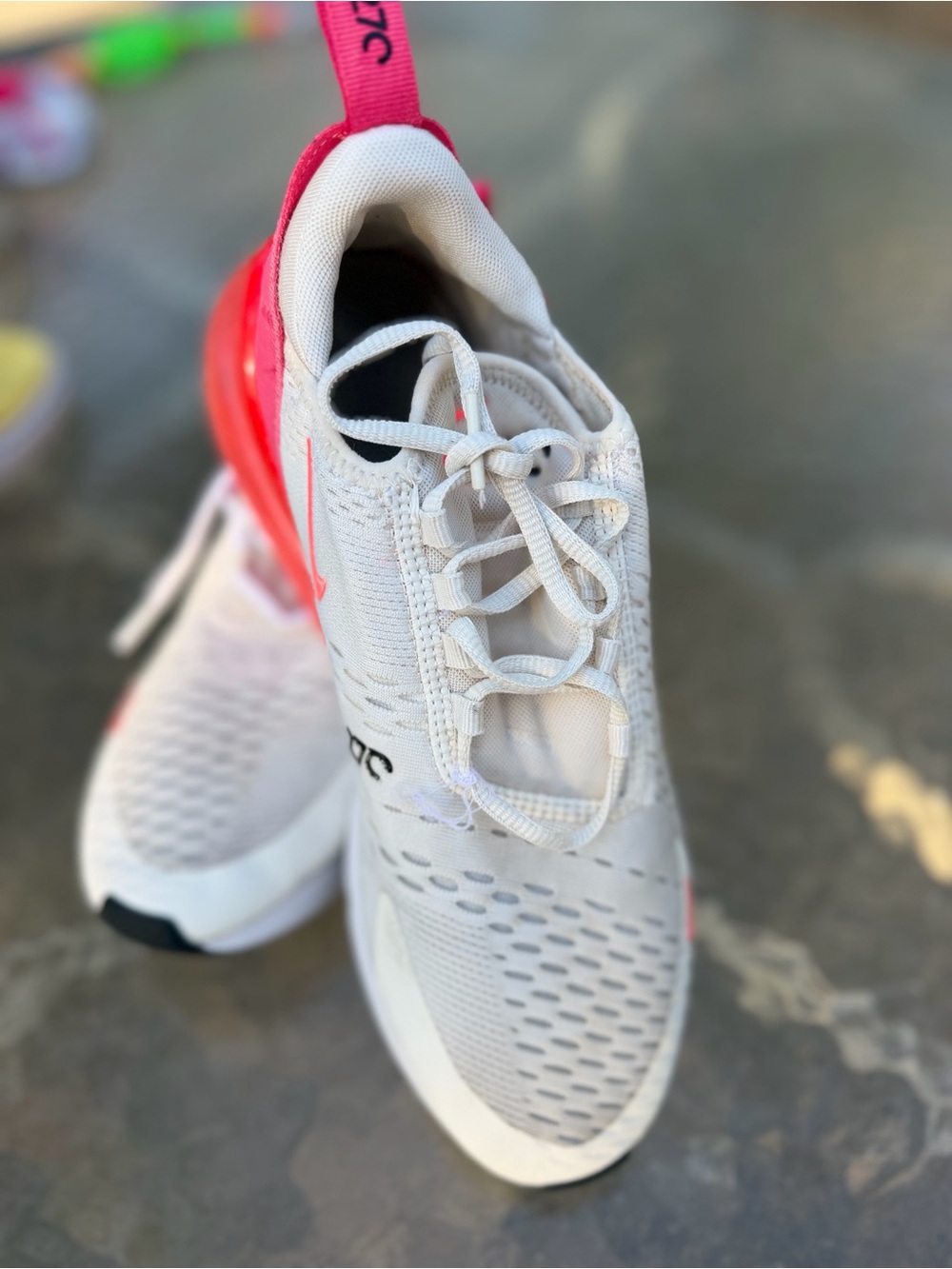 Nike Women’s White & Hot Pink Air Max 270 React Sneakers - Picture 3 of 6